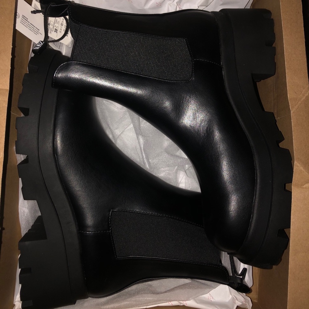 Zara Low Heeled Lug Sole Ankle Boots